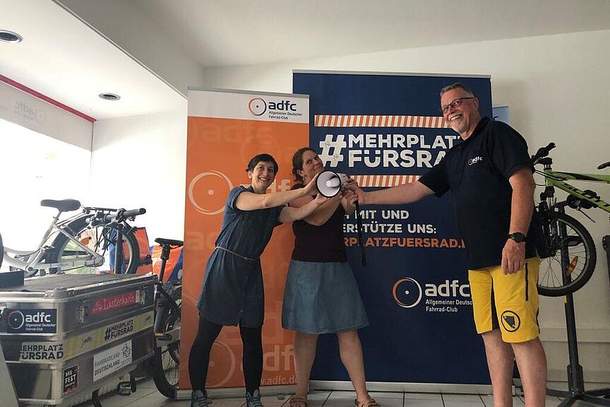 Ulrich Eilmann übergibt symbolisch den Vorsitz an die nächste Generation