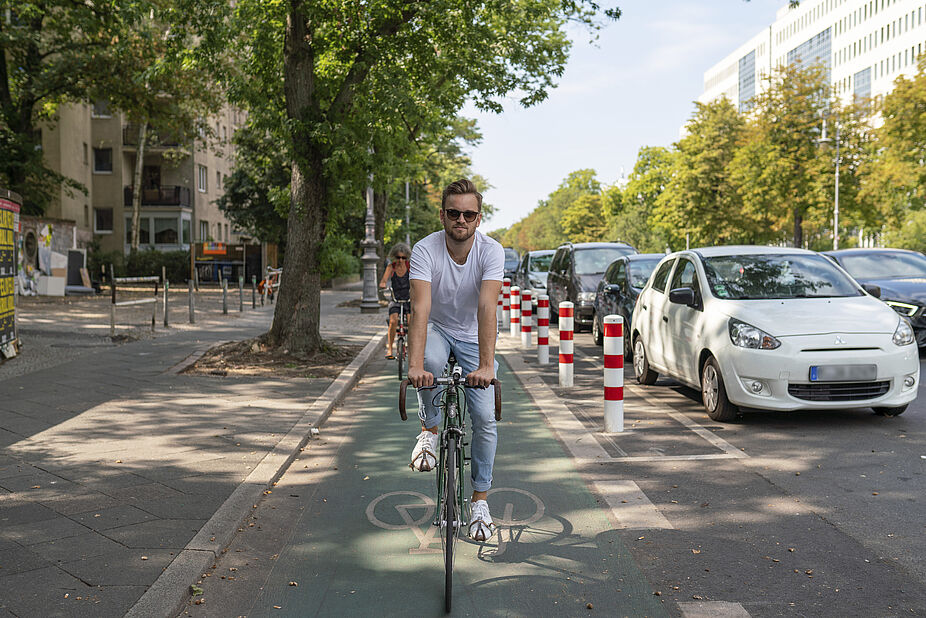 Breite, geschützte Radwege - eine Seltenheit in Deutschland Breite, geschützte Radwege - eine Seltenheit in Deutschland